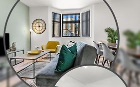 Modern And Hearty House
